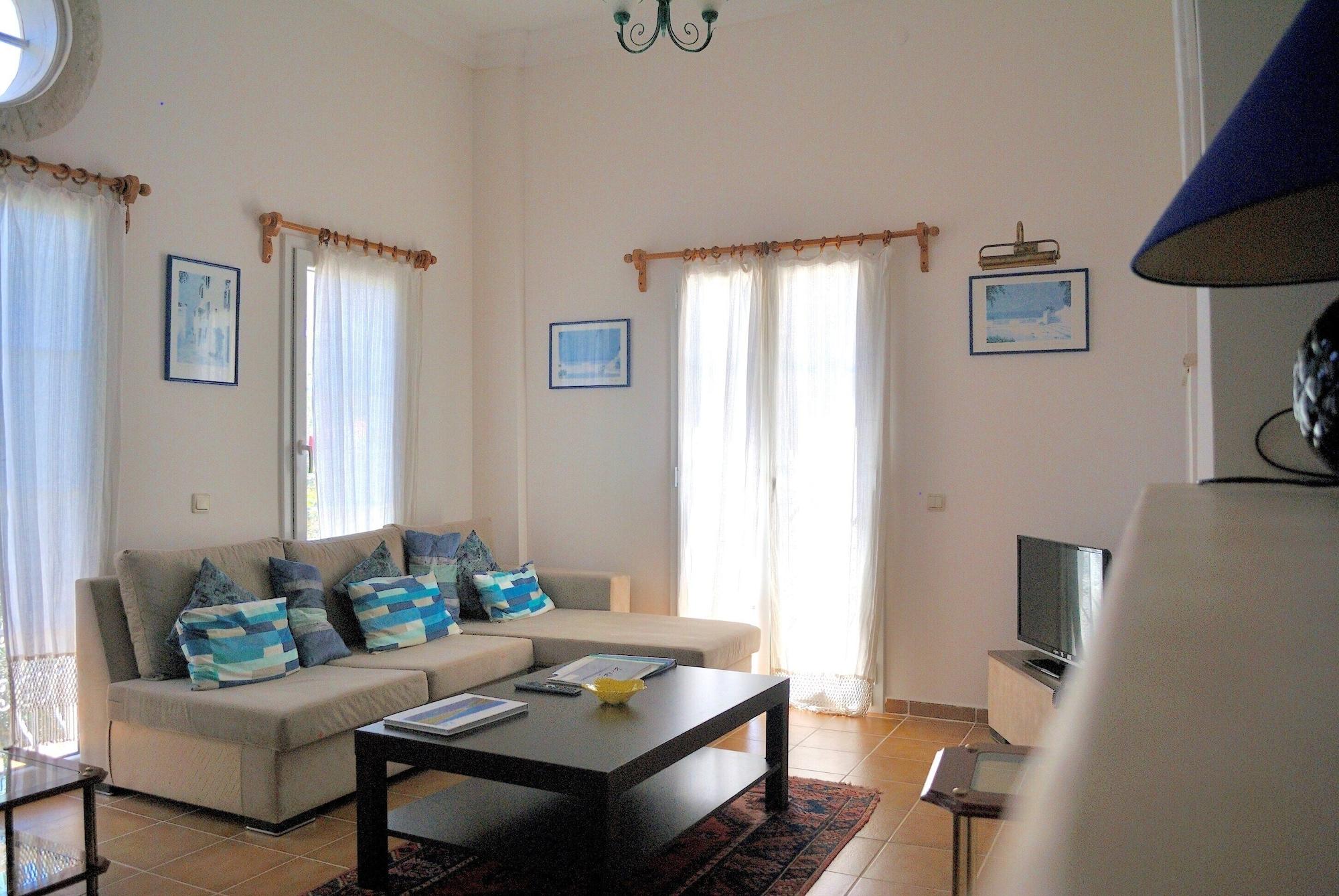 Hotel Dionysia คัลคัน ภายนอก รูปภาพ