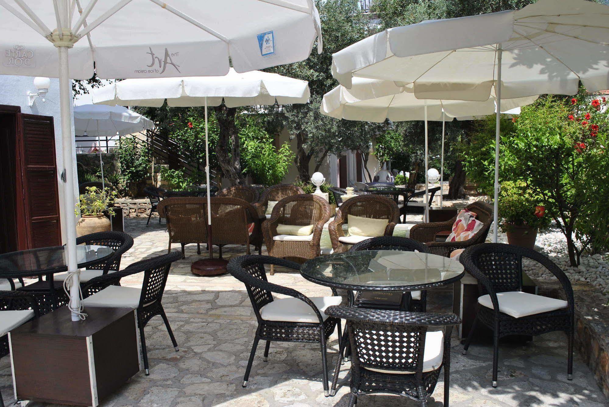 Hotel Dionysia คัลคัน ภายนอก รูปภาพ